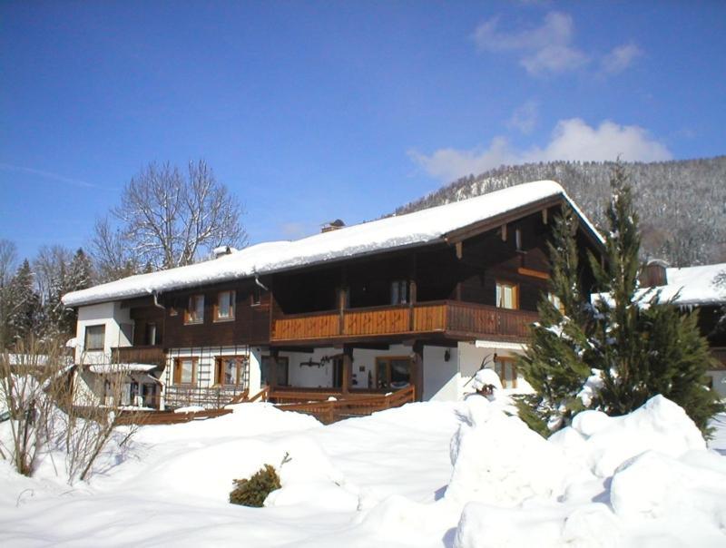 Gaestehaus Berger Inkl. Chiemgaukarte Ruhpolding Bagian luar foto