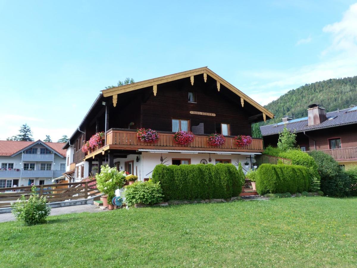 Gaestehaus Berger Inkl. Chiemgaukarte Ruhpolding Bagian luar foto